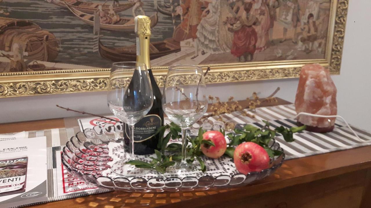 Casa Vacanza Piazza Marconi 발도비아데네 외부 사진
