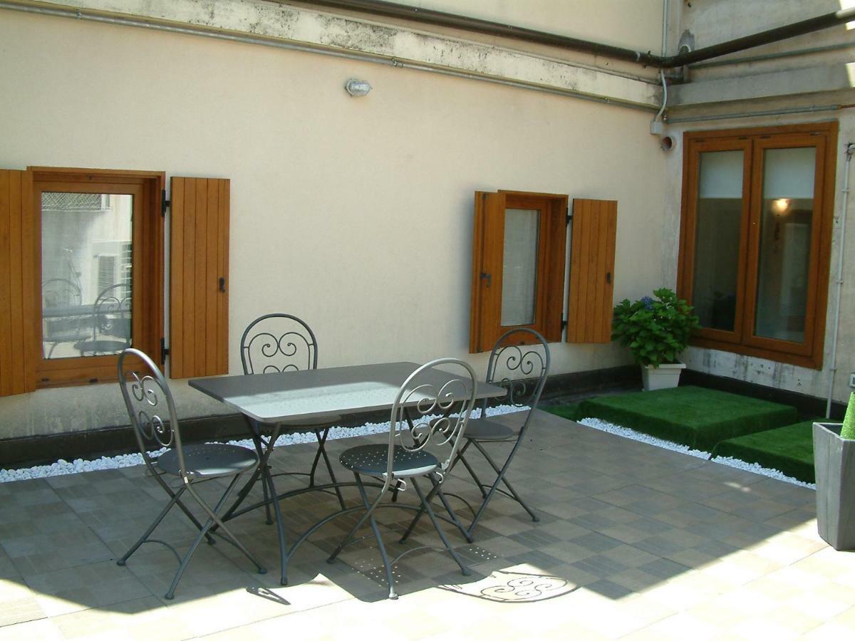Casa Vacanza Piazza Marconi 발도비아데네 외부 사진