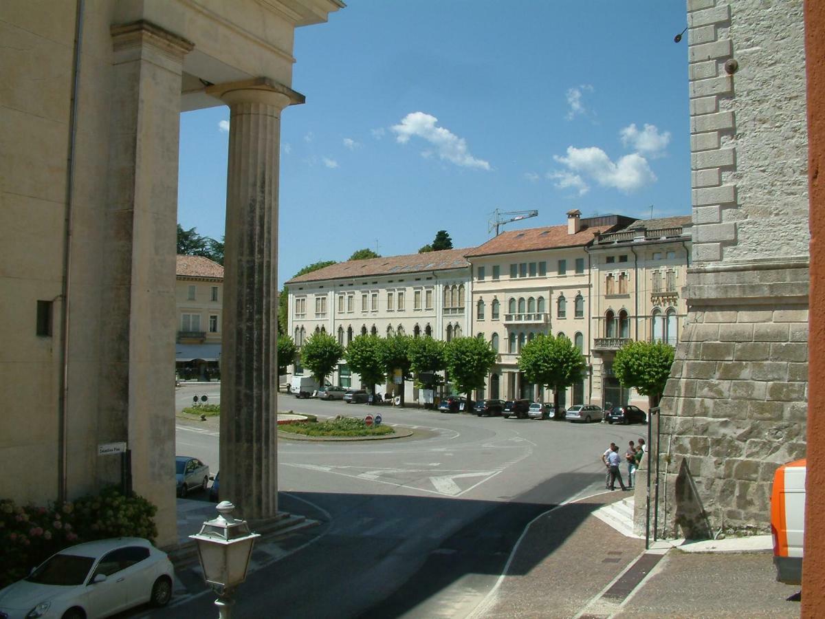 Casa Vacanza Piazza Marconi 발도비아데네 외부 사진